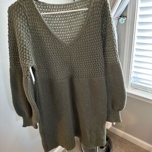 Cupshe Green V-Neck Sweater with Loose Knit and Relaxed Fit